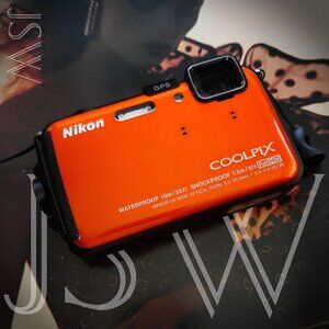 Nikon Coolpix AW100 Waterproof 16mp Full HD Digital Camera with GPS